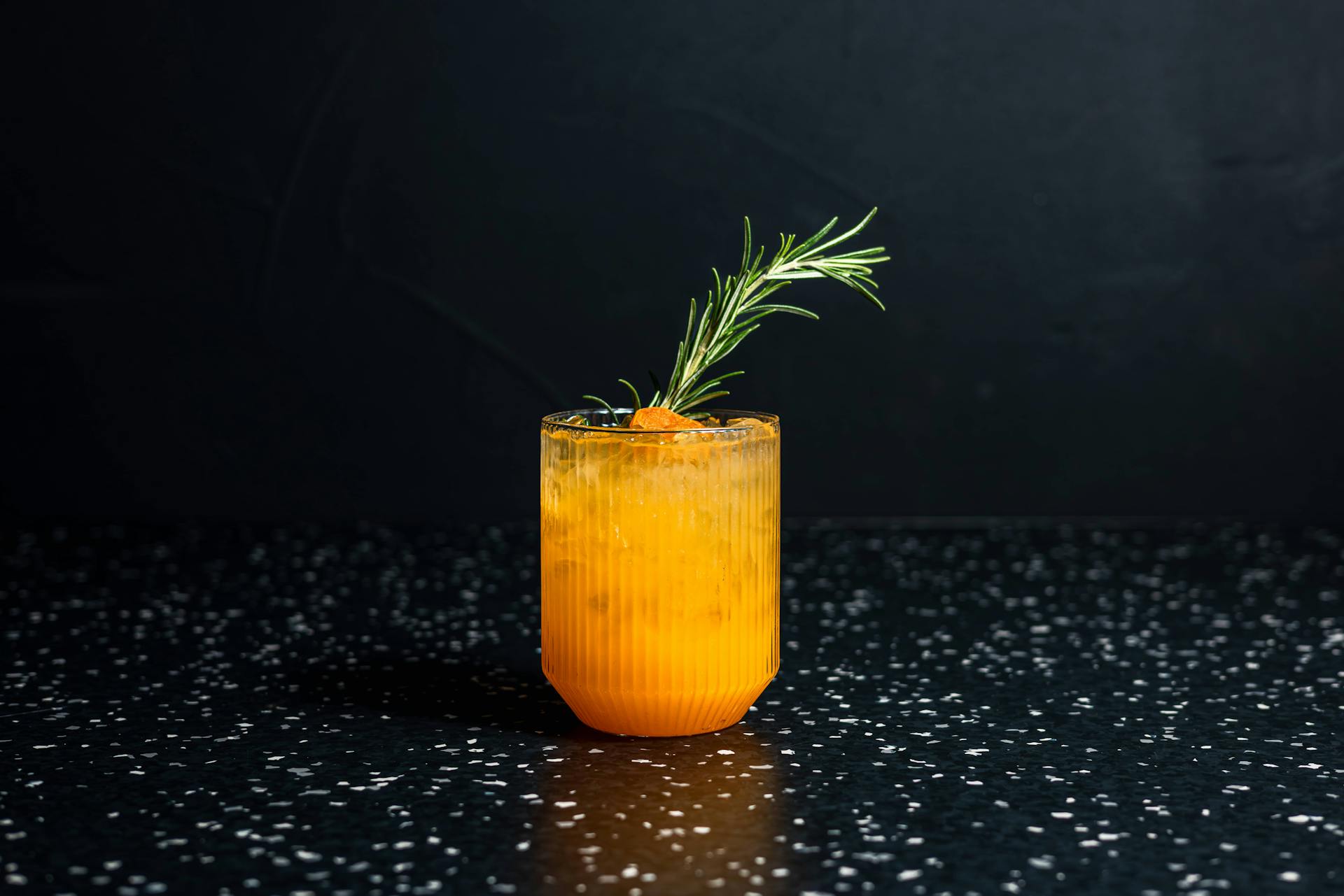<p>Pump up the jam!</p>
<p>Base: Tanqueray gin infused with apricot, apricot pur&eacute;e, apricot juice, lime juice and rosemary syrup&nbsp;</p>
