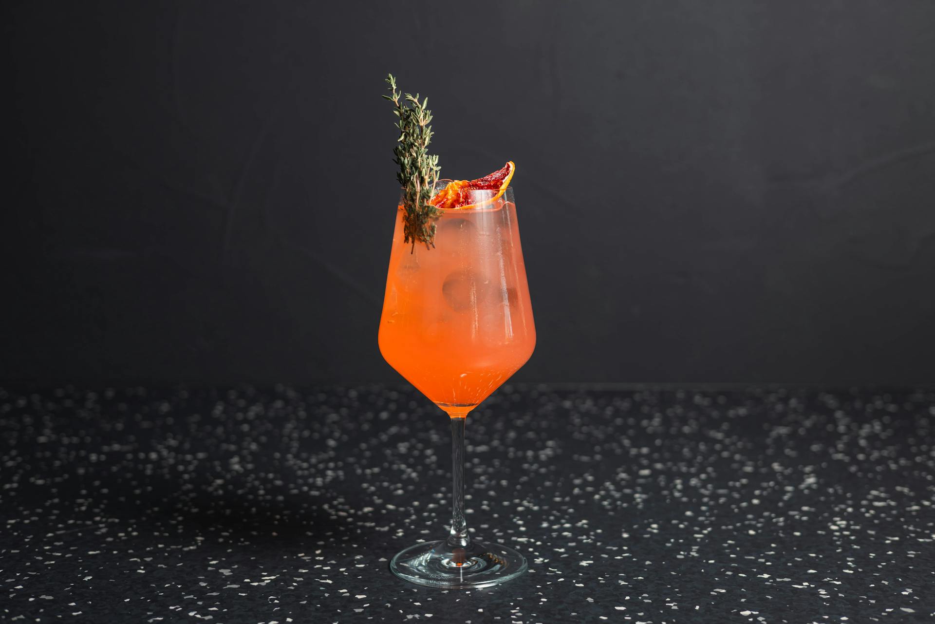<p>Set the mood for your next French Riviera trip</p>
<p>Base: Lillet infused with thyme, blood orange,&nbsp; lime juice, Wildberry Schwepps&nbsp;</p>
