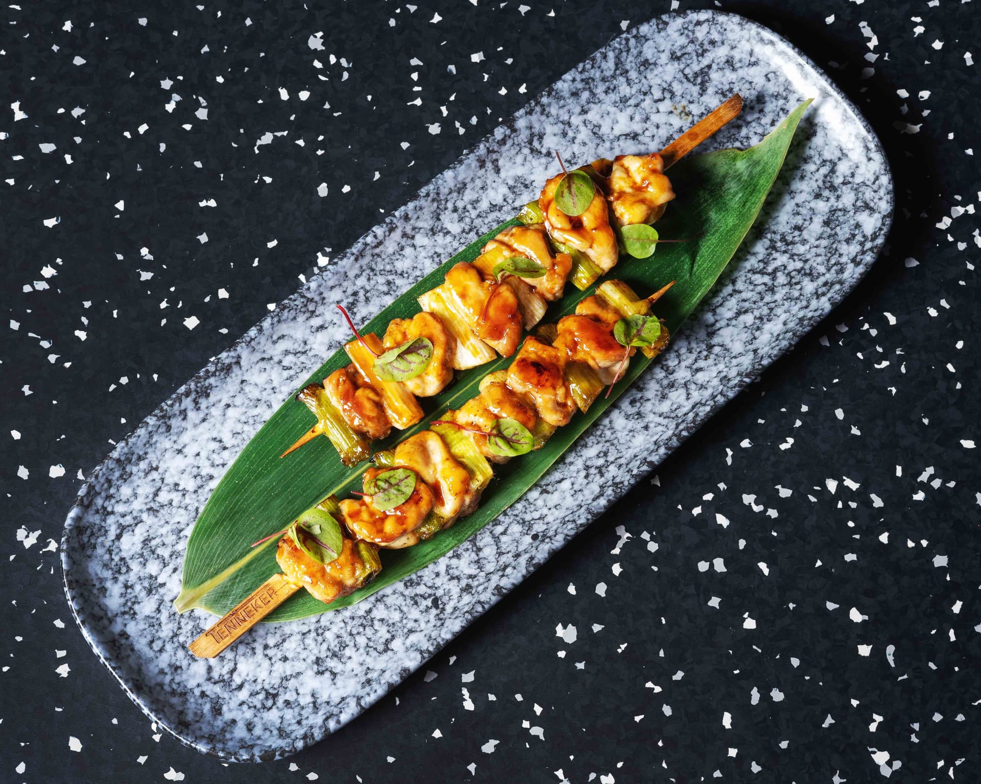 <p>Grilled chicken fillet, spring onions with yakitori sauce&nbsp;</p>