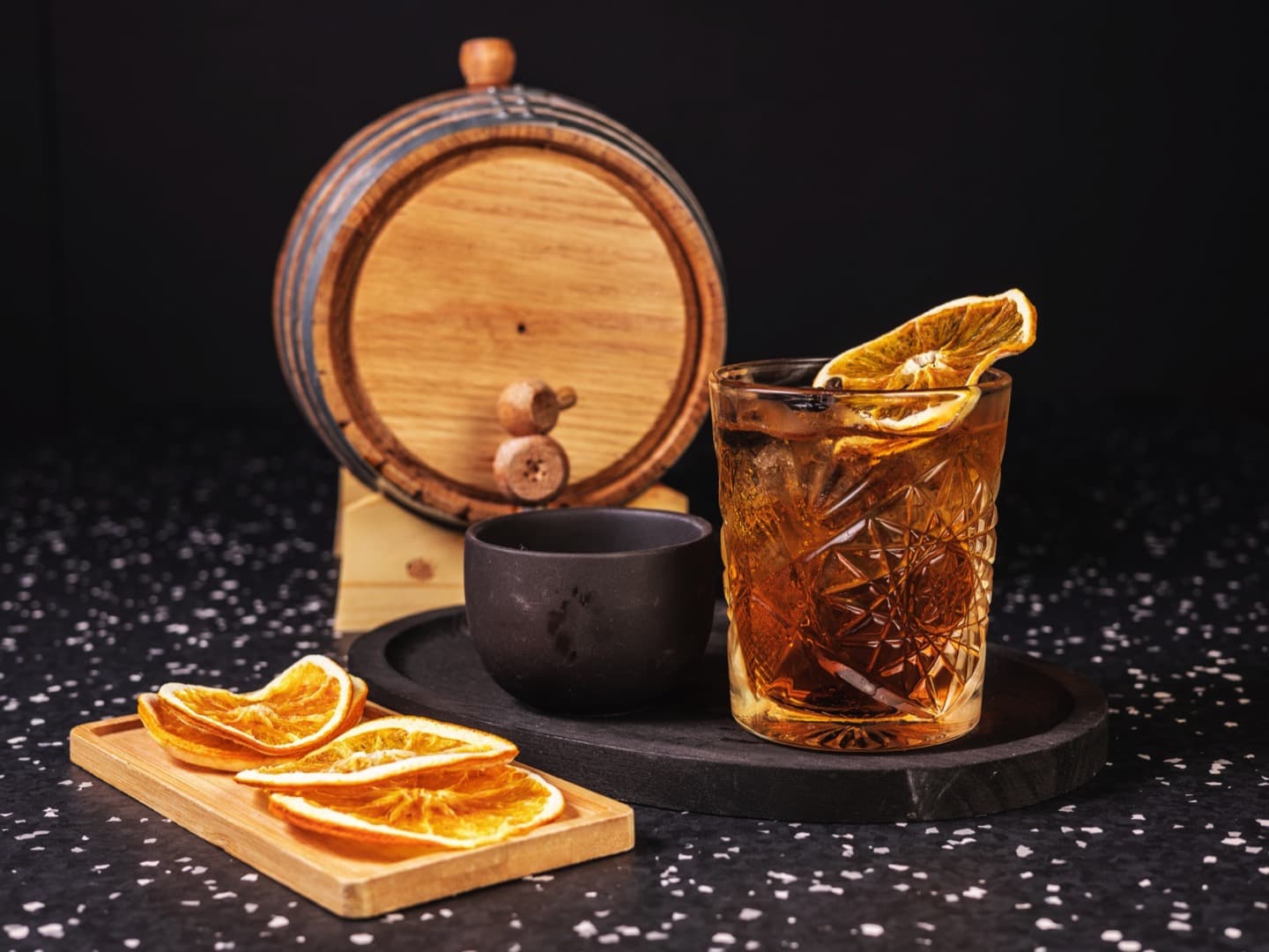 <p>Only for the bravest in the Wild Wild West, aged in our own Barrel</p>
<p>Base: in Barrel infused brown Tonka Rum, chocolate bitter</p>