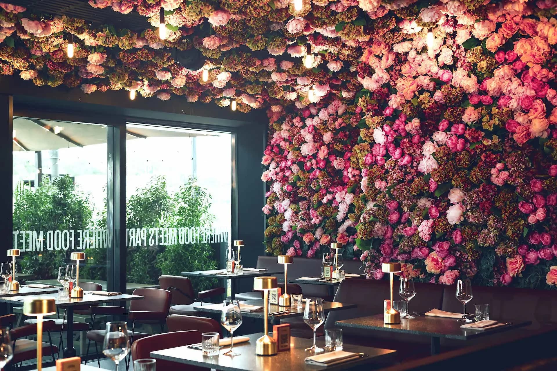Interior Restaurant