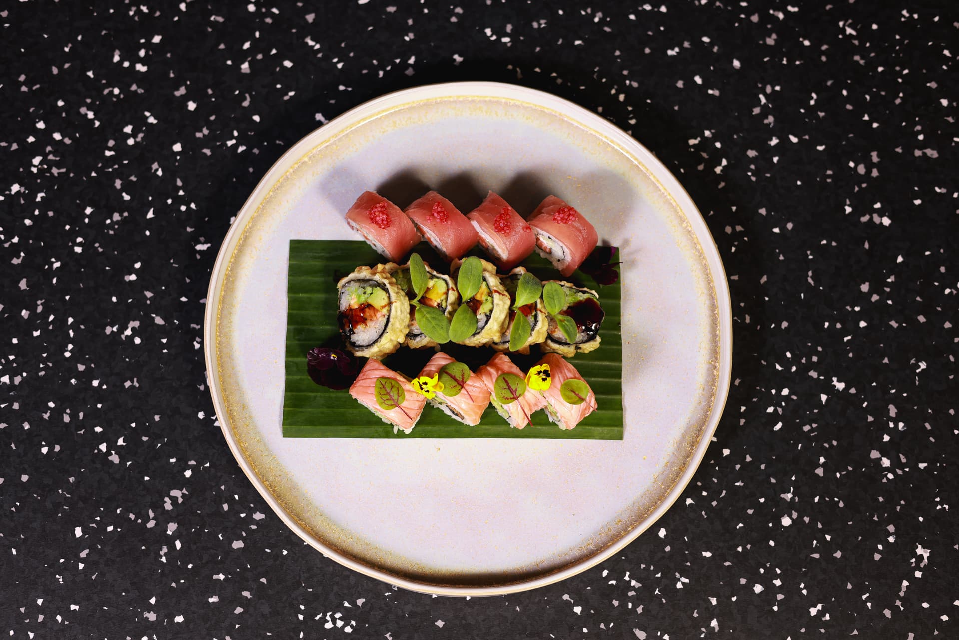 <p>Assorted maki rolls</p>