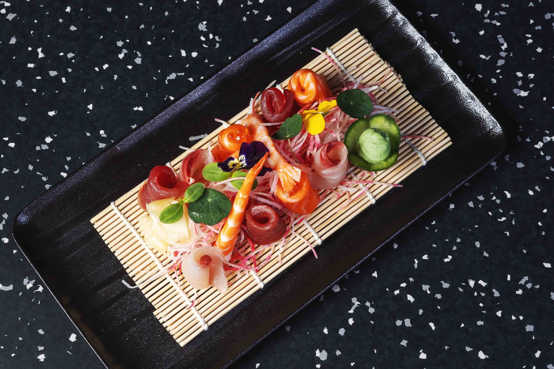 <p>Salmon, tuna, white fish, shrimp</p>