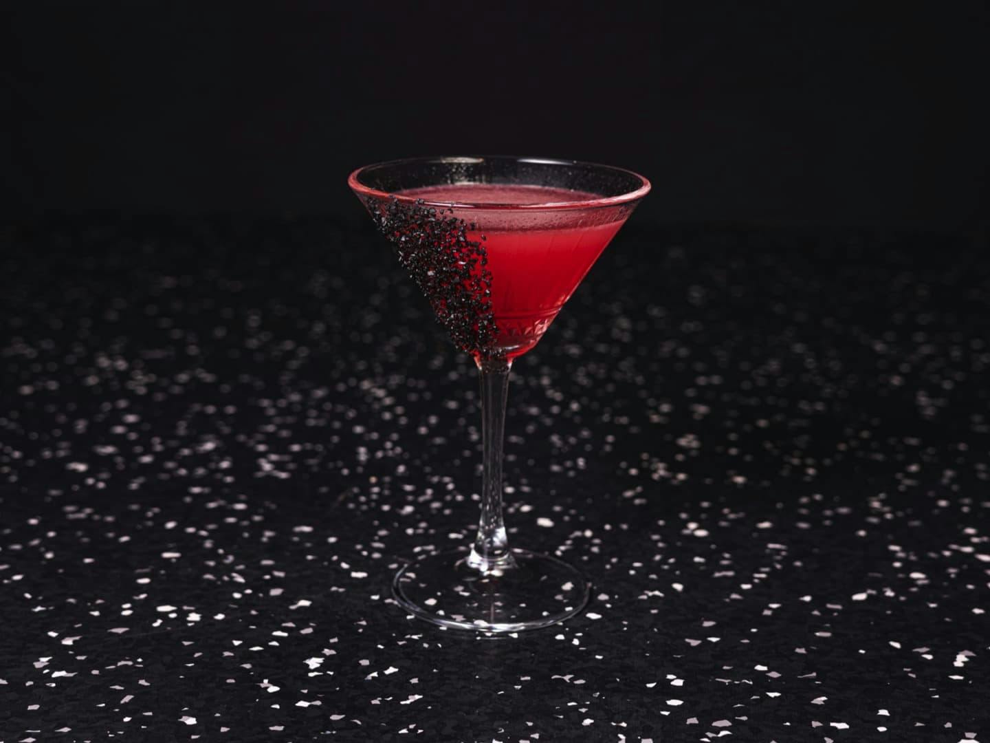 <p>We took Madame Tequila on a trip trough the tropics</p>
<p>Base: Tequila hibiscus, black Hawaiian salt, Triple Sec infused with pink berries</p>