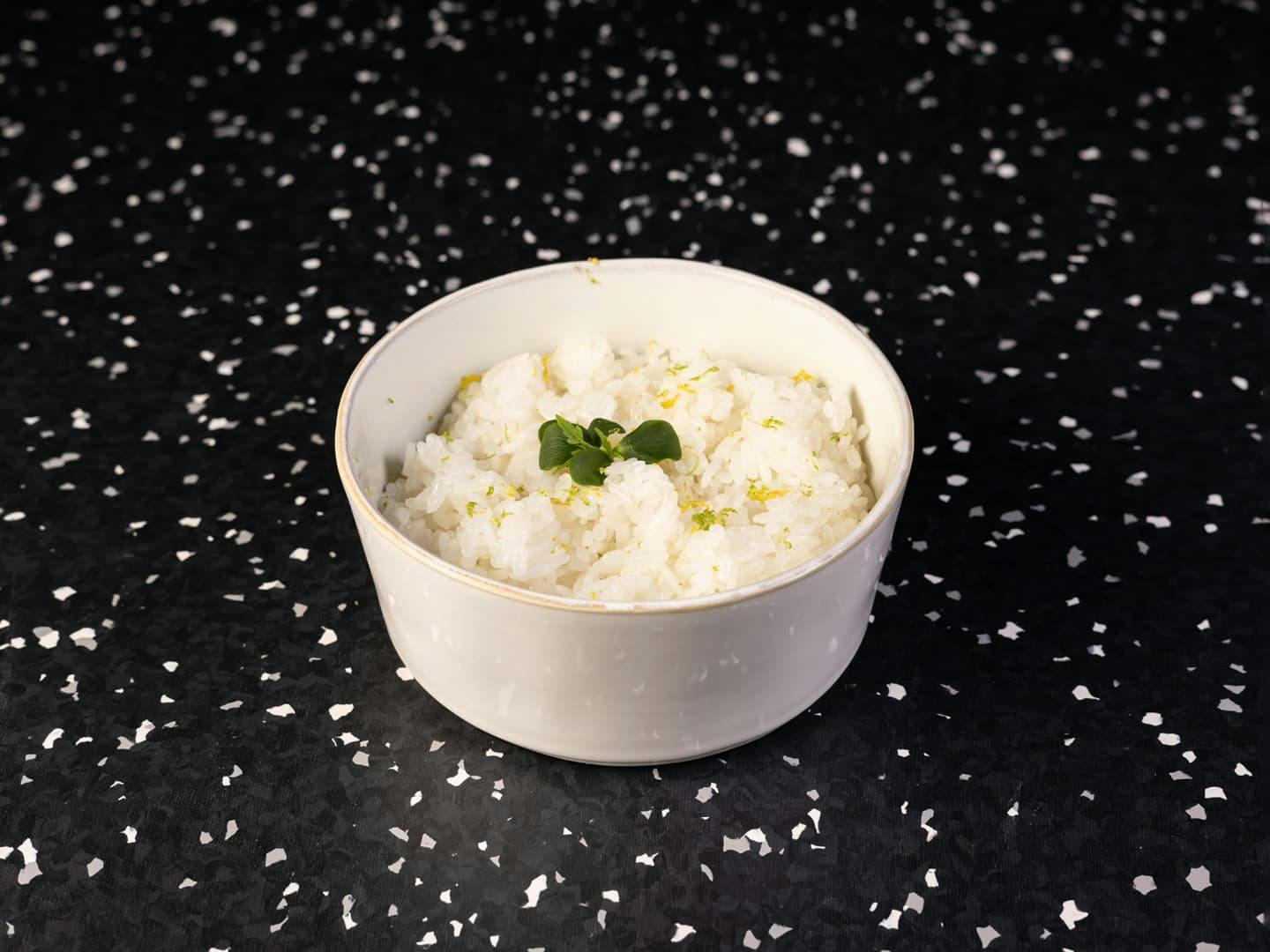 <p>White rice with rice vinegar</p>